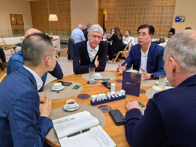hjc888黄金城拥有一个好记的域名图片展示
